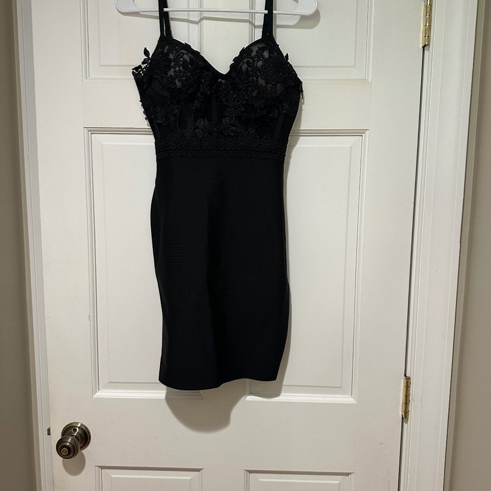 Spandex strappy dress with lace top